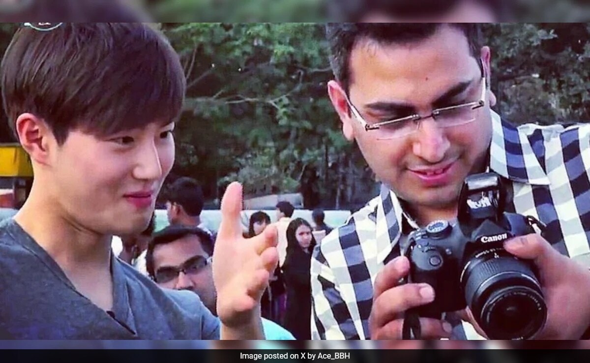 EXO’s Suho Reunites with Indian Fan After Nine Years at K-Wave Festival