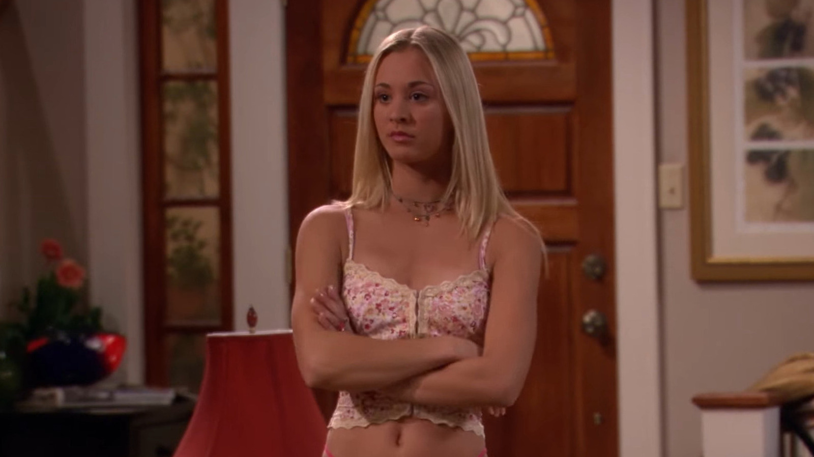 Reasons Behind the Cancellation of Kaley Cuoco’s Sitcom ‘8 Simple Rules’